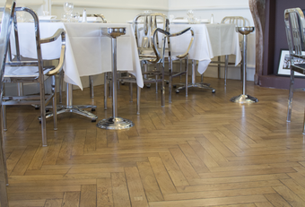 Brasserie Fond Rose - Paul Bocuse - Caluire-et-Cuire Crédit Photo : Blanchon / SMS Parquet Parquet vitrifié avec le Vitrificateur Parquet Intensiv® Mat Brasserie Fond Rose - Paul Bocuse - Caluire-et-Cuire Crédit Photo : Blanchon / SMS Parquet Parquet vitrifié avec le Vitrificateur Parquet Intensiv® Mat